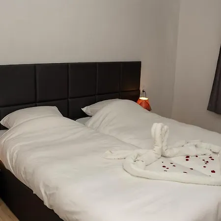 Sunny Side House Apartment Visoko