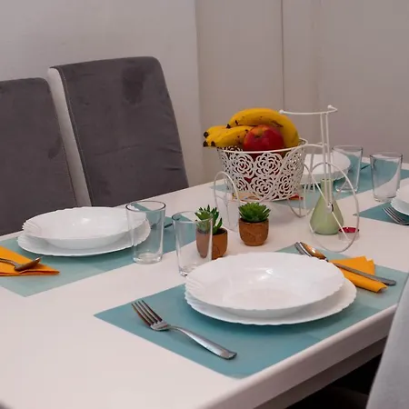 Apartment Sunny Side House *